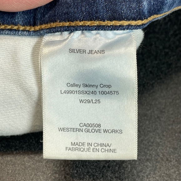 Silver Jeans Co Calley Skinny Crop Jeans Womens Size 29 Blue Distressed Raw Hem - Picture 6 of 12